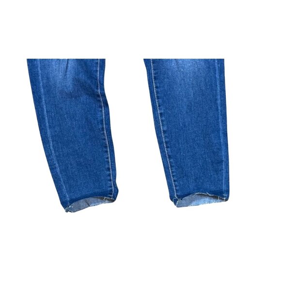 Kendall & Kylie The Kontour High Rise Jeans in Far and Away Wash Size 7/28 - Picture 4 of 9